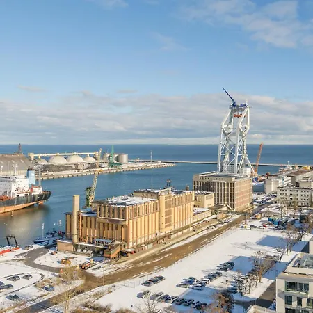 Sun & Snow, Sea Towers * Gdynia