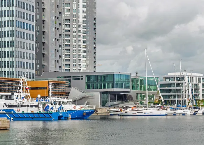 Sea Towers, Sun & Snow Gdynia